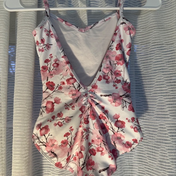 Ballet Leotards Designer - Picture 2 of 2